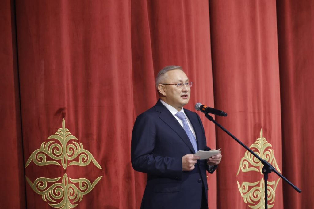 Бикен Римова атындағы драма театрына академиялық мәртебе берілуі салтанатты түрде аталып өтті